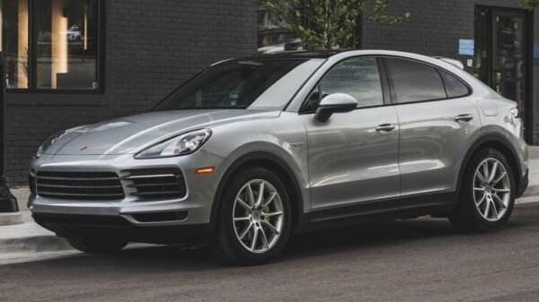 Discover The Breathtaking Performance Of The All-New Porsche Cayenne 2023